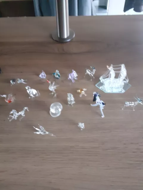 Lot de 17  Petit Animaux En Verre Ou Cristal Pour Vitrine Déco