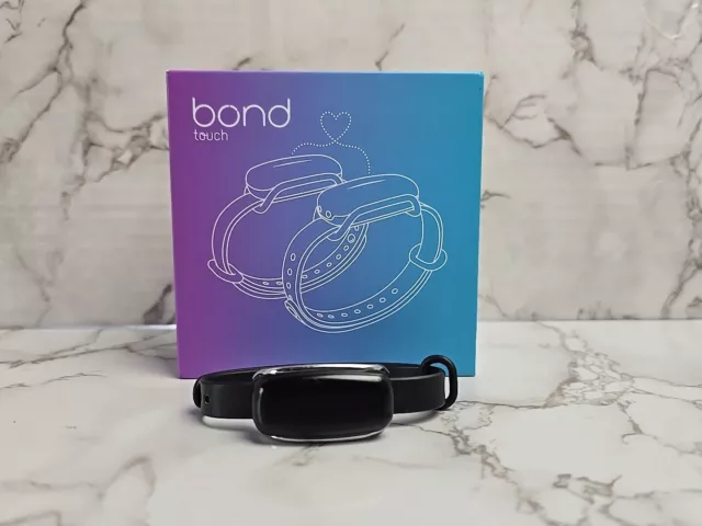 Bond Touch Bracelet For Long Distance Relationships One Bracelet Working