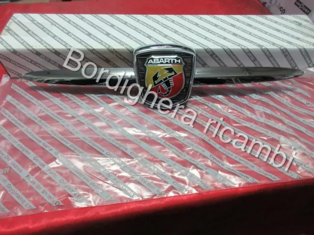 Fiat 500 Abarth 07 -> Griglia Mascherina Fregio Stemma Anteriore Badge Grill