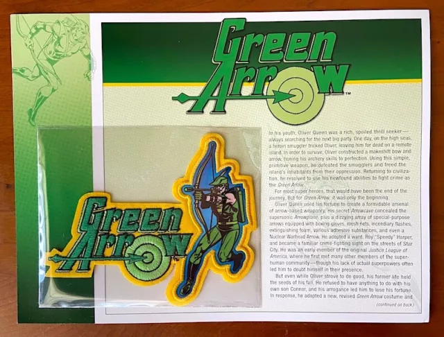 GREEN ARROW PATCH on INFO CARD ~ Willabee & Ward ~ DC COMICS PATCH COLLECTION