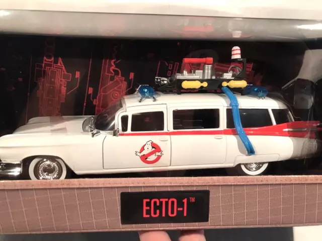 Ghostbusters ECTO-1 Diecast Car White 1:24 Jada Toys Hollywood Rides NEW