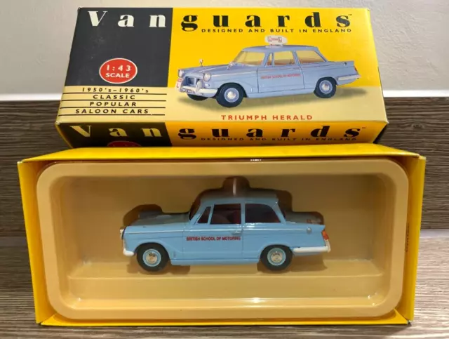 Lledo 'VANGUARDS' 1:43  B.S.M. TRIUMPH HERALD (VA5001) -*RARE* BNIB