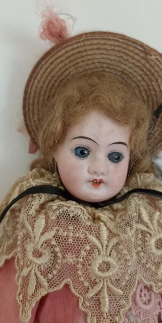 ANCIENNE POUPÉE TÊTE En porcelaine Collerette Marotte SH Simon HALBIG