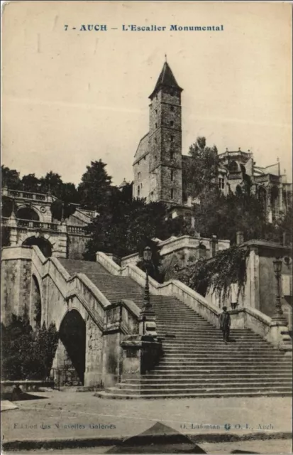 CPA AUCH L'Escalier Monumental (1169389)