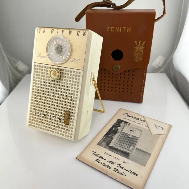 Zenith Royal 200 Transistor Radio White with Case and Instructions