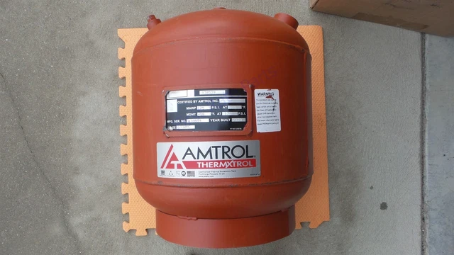 AMTROL ST-30VC Therm-X-Trol Vertical Thermal Expansion Tank ST-30V-C ST30VC 175