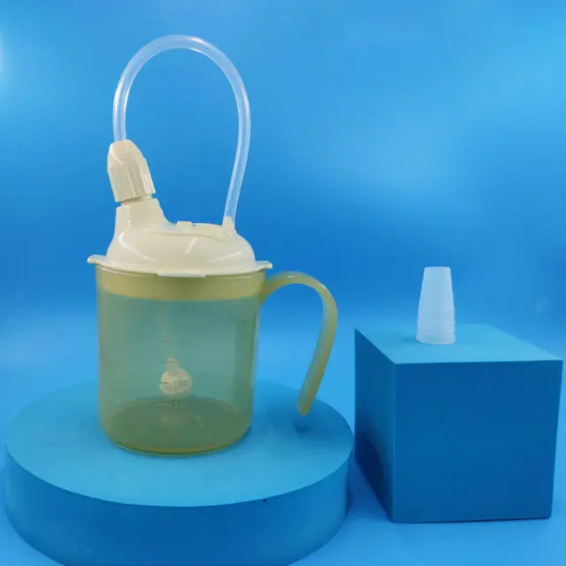 Convalescent Feeding Cup Sippy Cup for Drinking Water Elderly Children