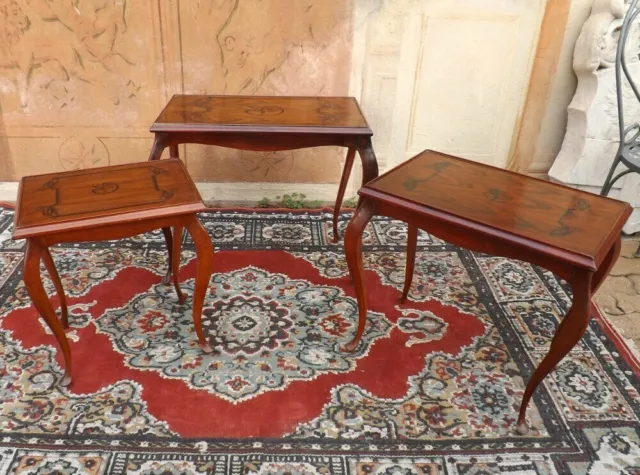 Tre tavolini in scala decorati orientali epoca '900 gambe mosse, Cina cineserie 2