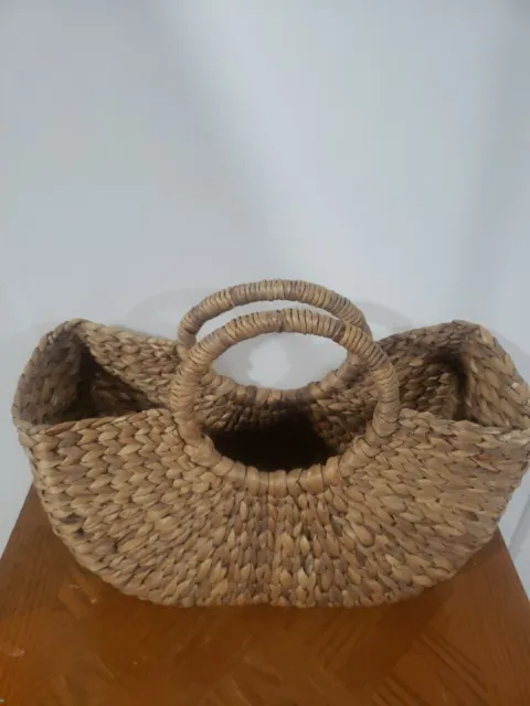 Large Woven Straw Tote Beach Bag Wood Handles 20”x 12” Brown/Tan