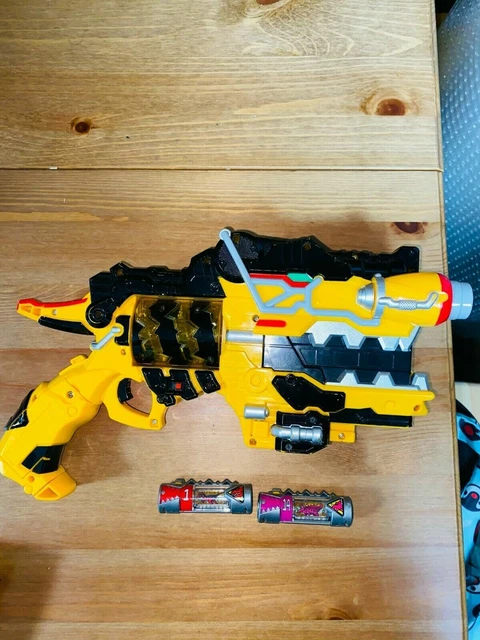 POWER RANGERS KYORYUGER Set Gabu Revolver Gun Morpher Dino Charge 2 pcs