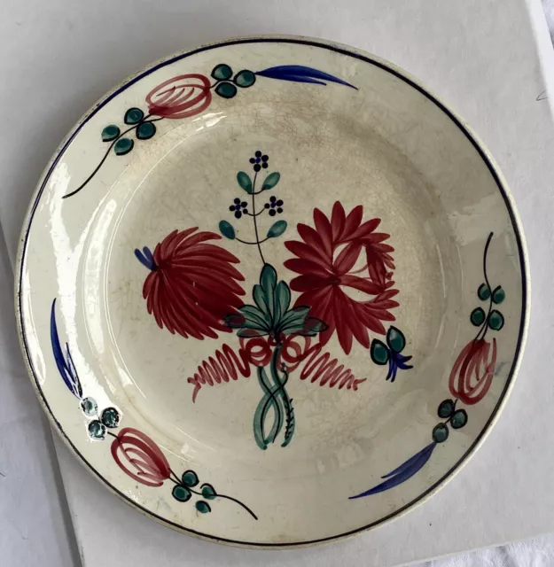 Assiette plate ancienne décor fleurs rouge faïence de l'Est 23,6 cm
