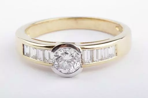 Brillant Diamant Ring 0,83ct 750 18K Gelb Gold Gr. 54 *