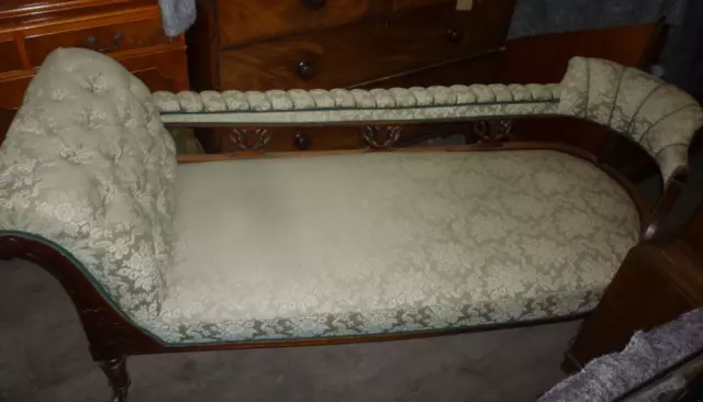 Very Good Victorian Double Ended Chaise Longue Recently Reupholstered