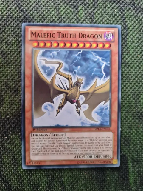Malefic Truth Dragon - Star Pack 2014