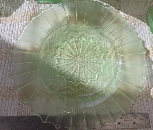 Very pretty art deco style green frosted  9.5 inch diameter glass plate