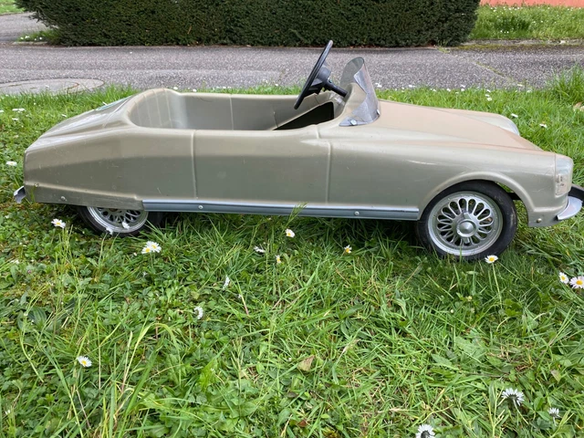 Morellet Guerineau - Voiture à pédales Citroën DS Morellet Guerineau