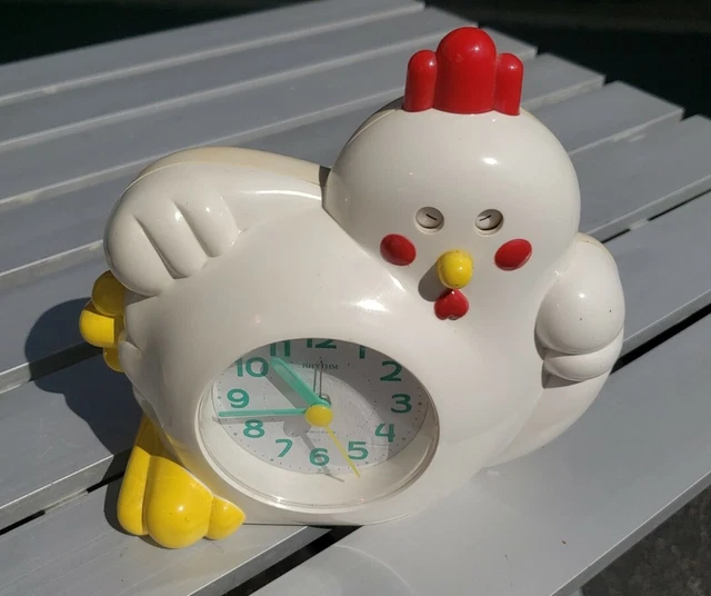 VINTAGE RHYTHM ROOSTER Chicken Alarm Clock 4RE875 Crowing Working