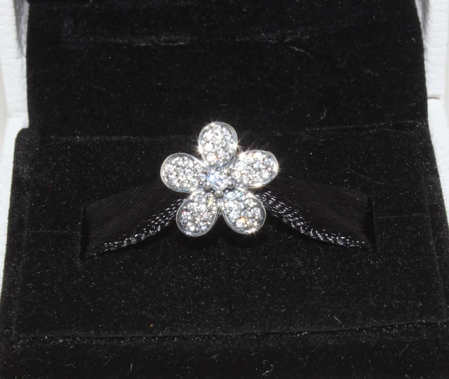 Dazzling sales daisy charm