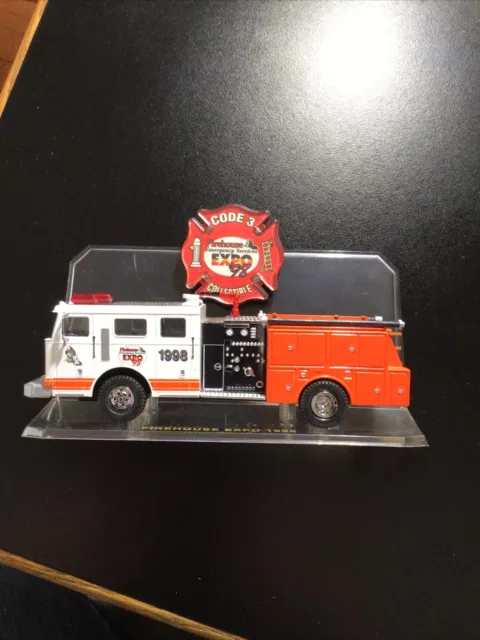 Code 3 1998 Firehouse Expo Seagrave Pumper (12202) On Plastic Base
