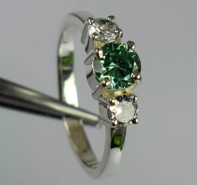 Round 2.24 Ct Green & White Moissanite Diamond 3 Pieces Solitaire Ring New Stock