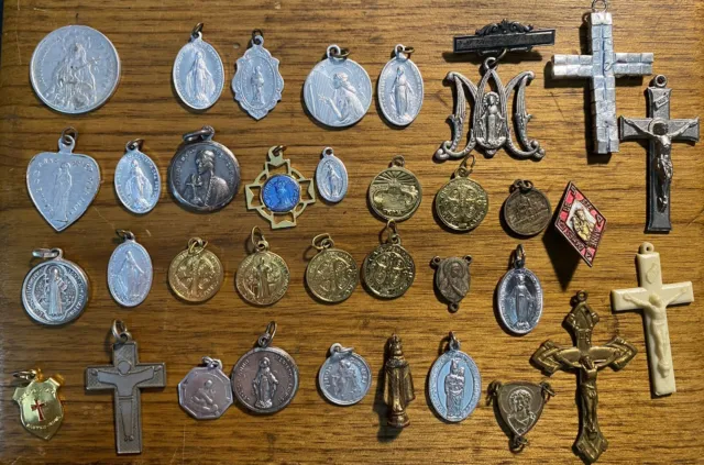 Large Lot 30+ Catholic Religious Charms, Medals, Tokens & Crosses / Crucifixes