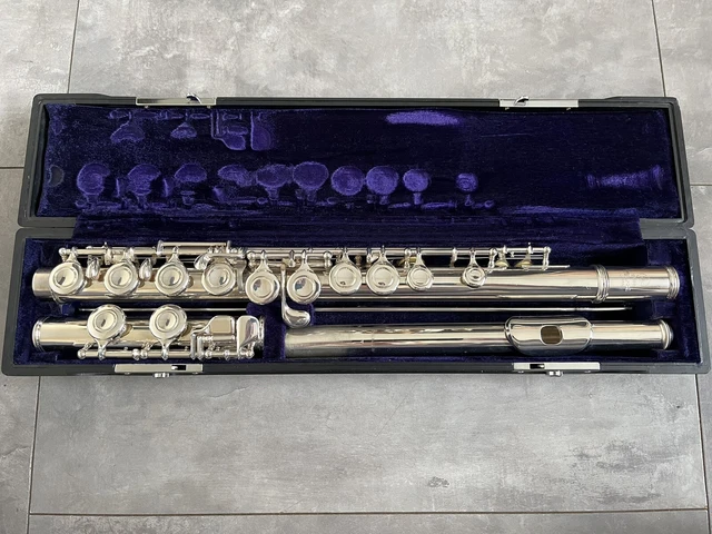 Yamaha YFL-31 Flute **Solid Silver Head**