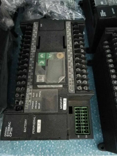 Deliver quickly Omron PLC CP1W-DAM01 refurbished