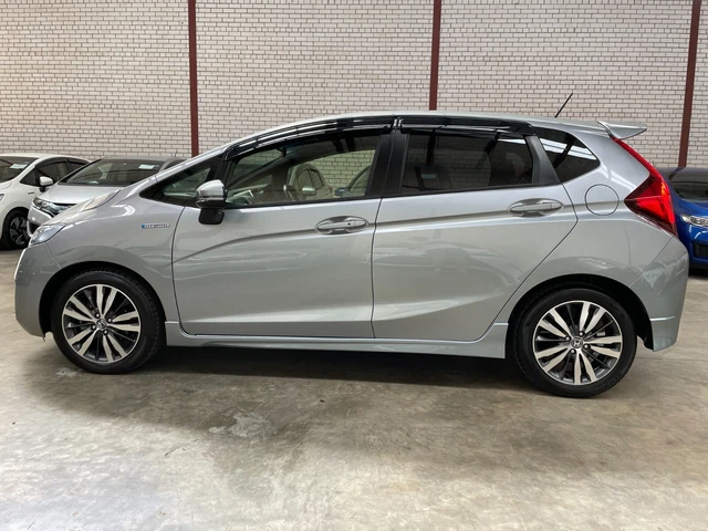 2014 Honda Jazz Fit 1.5L Hybrid 50,322 KM, 5-Year Hybrid Battery Warranty! 3