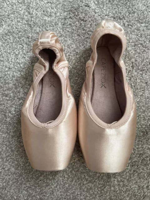 NEW Capezio Airess Pointe shoes size 9M UK 6.5 EU40 Medium