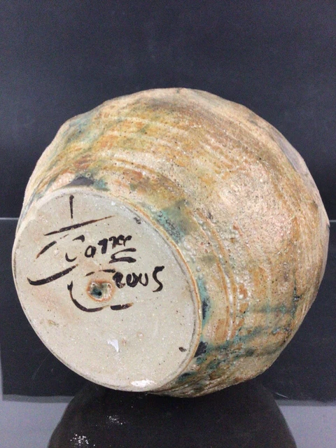 Vase boule en grès signature à identifier 7