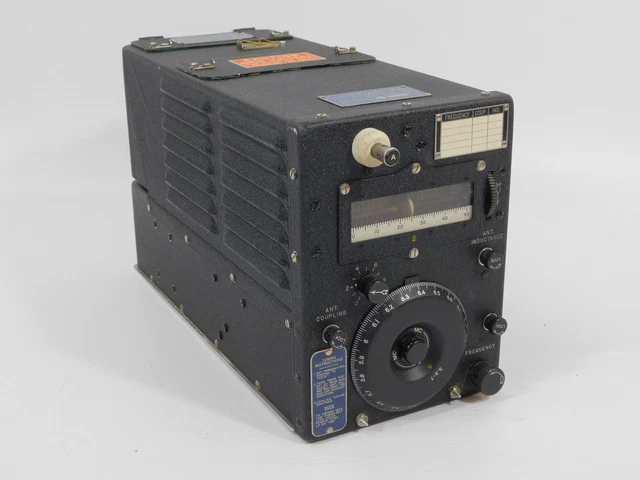 T-21 ARC-5 WWII Military Surplus Radio Transmitter (amazing cosmetics)