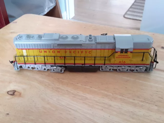 Atlas Ho Diesel Loco Union Pacific 416.Working Order