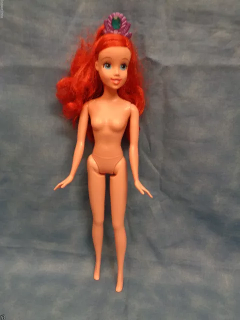 RARE 2010 Disney Mattel Ariel Little Mermaid Barbie Doll Swimming Action,  Moving