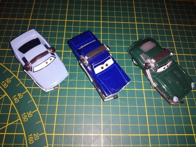 lot de  voitures cars disney pixar  mattel metal  d occasion