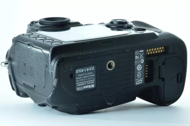 ［Excellent＋］Nikon D700 12.1MP FX-Format CMOS Digital SLR Camera with 3.0-Inch 5