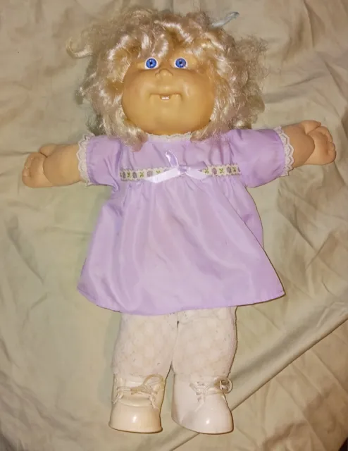 Vintage Cabbage Patch Cornsilk Kids Doll Blonde Hair Blue Eyes CPK Head mold #10