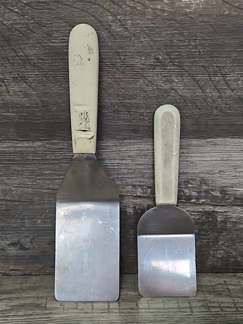 Dexter-Russell 31641 4"x2.25" Solid Turner Spatula & Bonus 2.5"x2.25" Spatula