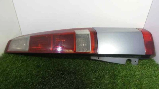 Feu Arrière Droit Complet Pour OPEL Meriva I A Phase II (2006-2010) - Occasion En Très Bon état