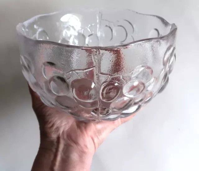 Vintage 17.5cm Wide Kosta Boda Grape Design Glass Bowl