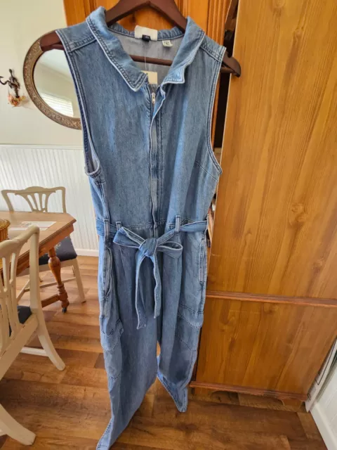 Women's Denim Cargo Jumpsuit - Universal Thread™ Medium Wash 14 large NWT