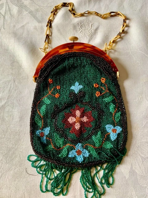 Sac 1970 en tricot et perles en plastique vertes - Chez Sarah