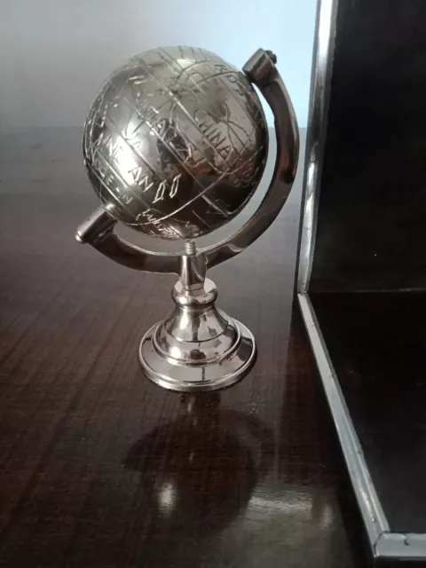 Serre-livres globe de table en laiton argenté, mini globe nautique du monde...