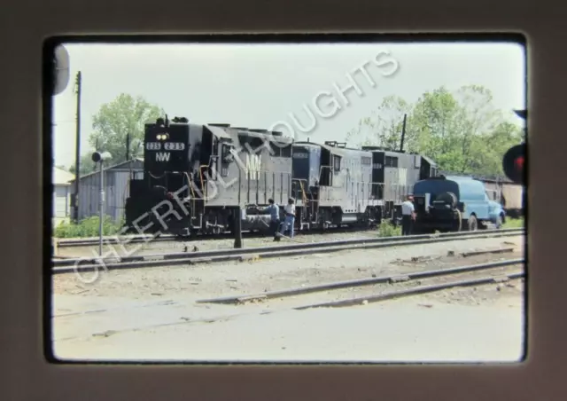 Original  '76 Ektachrome Slide NW Norfolk Western 235 GP35 New Haven, IN    37R2
