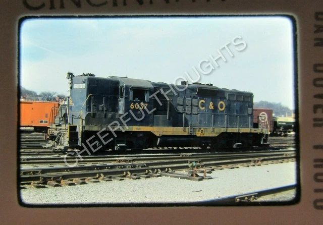 Original '75 Kodachrome Slide C&O Chesapeake Ohio 6037 GP9 Cincinnati, OH  31S20