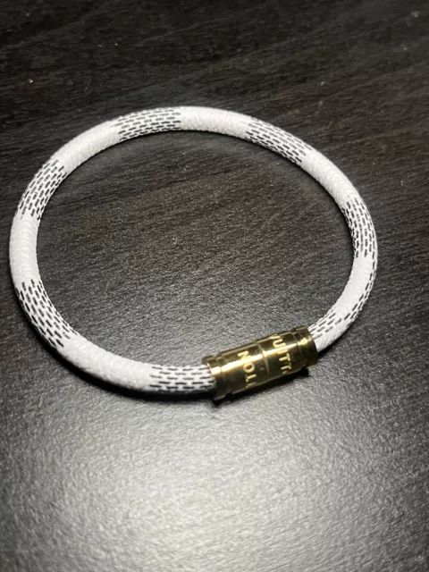 Louis Vuitton DAMIER AZUR Keep it bracelet (M6140E)