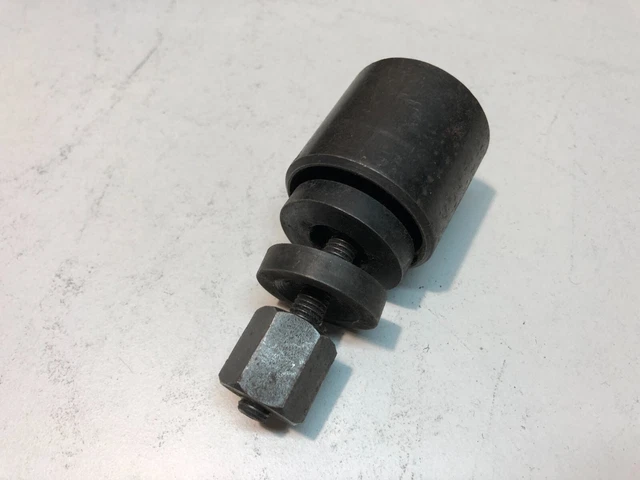 OUTIL VAR 361 mobylette motobécane démonte silent-bloc moteur AV7 AV10 ...