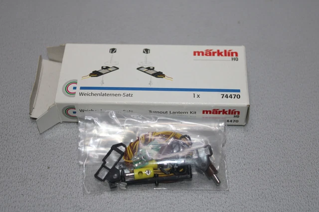 Märklin 74470 Weichenlaternensatz für 2 C-Gleis Weichen +++ NEU in OVP Märklin 74470 Weichenlaternensatz für 2 C-Gleis Weichen +++ NEU in OVP