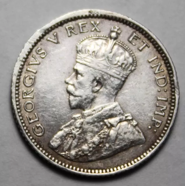 Canada 1911 Silver 10 Cents, VF-XF Grade, One Year Type, KGV (14d)