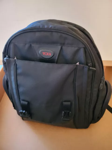 Tumi Laptop Backpack BLACK, used only 2x, received as gift