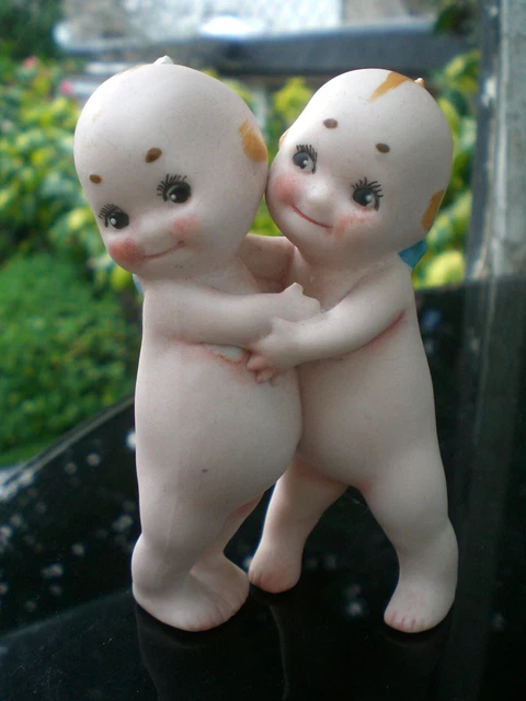 POUPEES début XXe. Anciennes KEWPIE dolls Rose O'Neill en BISCUIT